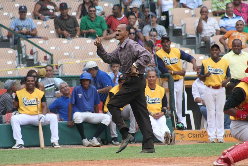 Pepe la Salsa puso el sabor en el estadio Cibao